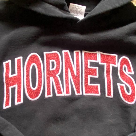 Gildan Youth Girls "Hornets" Hooded Sweatshirt/Hoodie-Red/Black-Medium-Fair - Picture 2 of 4